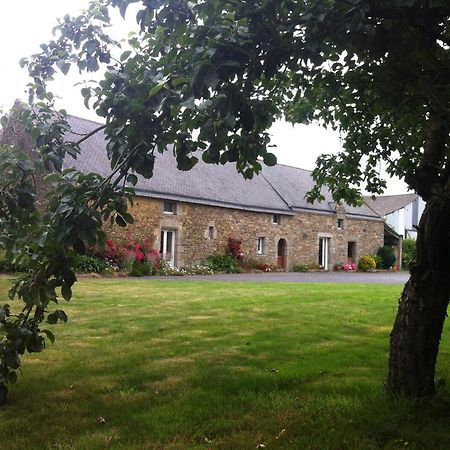 Bed and Breakfast La Longere D'Helene Lauzach Exterior foto