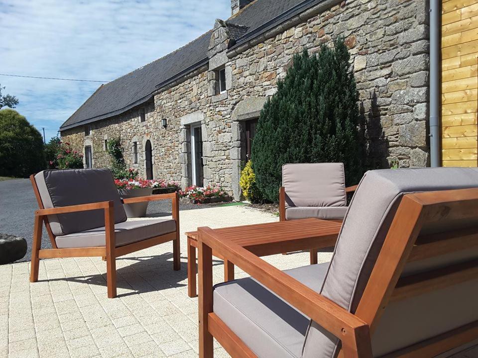 Bed and Breakfast La Longere D'Helene Lauzach Exterior foto