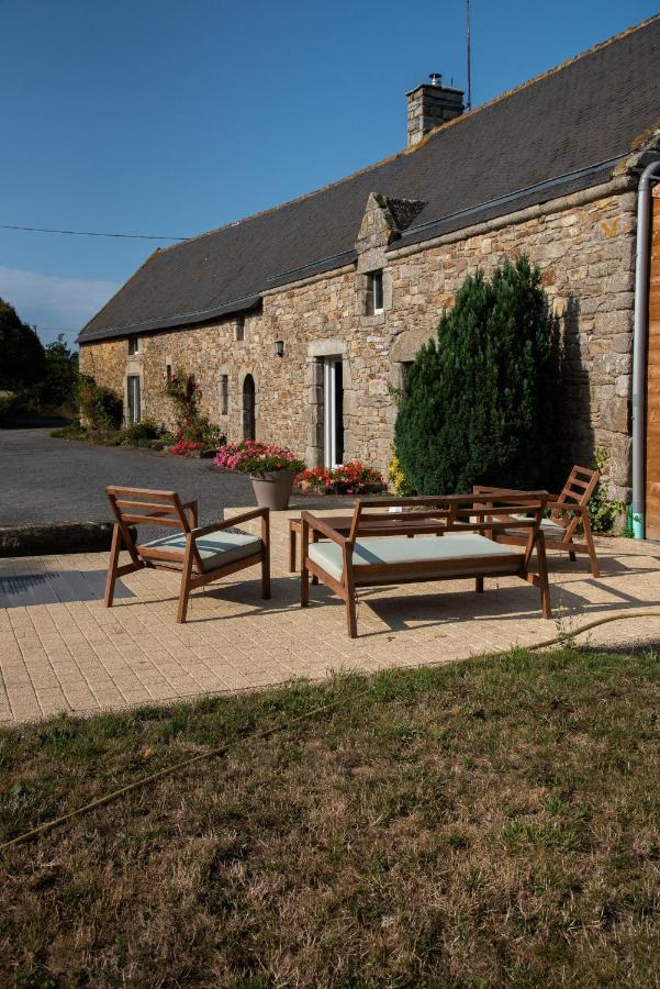 Bed and Breakfast La Longere D'Helene Lauzach Exterior foto