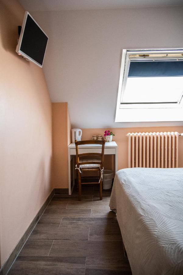 Bed and Breakfast La Longere D'Helene Lauzach Exterior foto